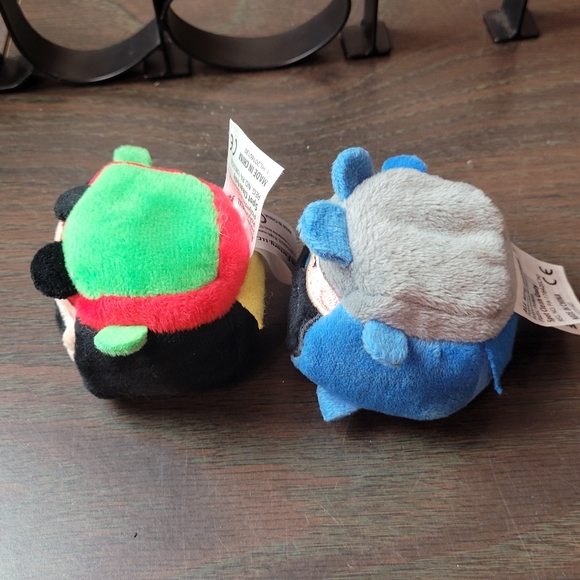 DC Comics Kawaii Cubes 2.25" Plush Batman and Robin - Picture 13 of 13